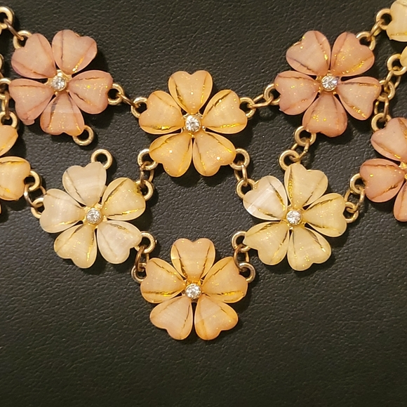 Estate Shimmer Lucite & Rhinestone Floral Necklace - Picture 3 of 5